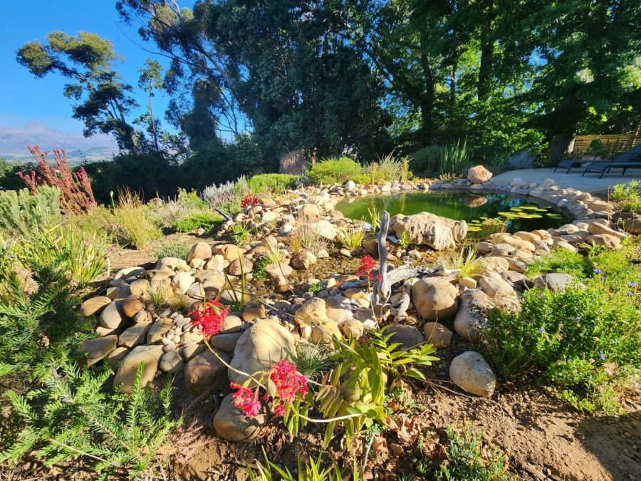 To Let 3 Bedroom Property for Rent in La Concorde Western Cape